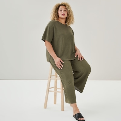 Women+ Oversized T-Shirt - Olive