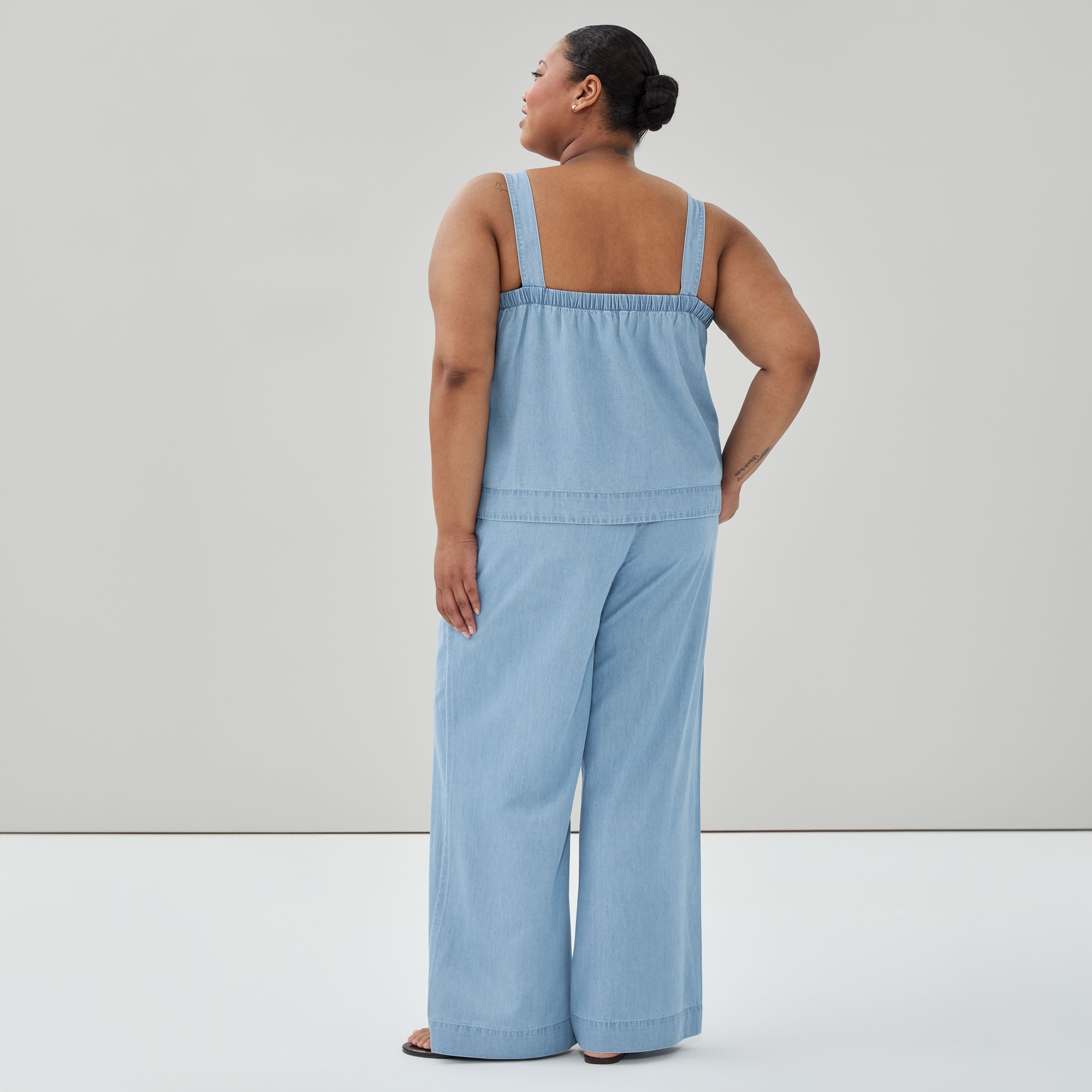 Women+ Chambray Square Neck Tank in Light Wash from Joe Fresh