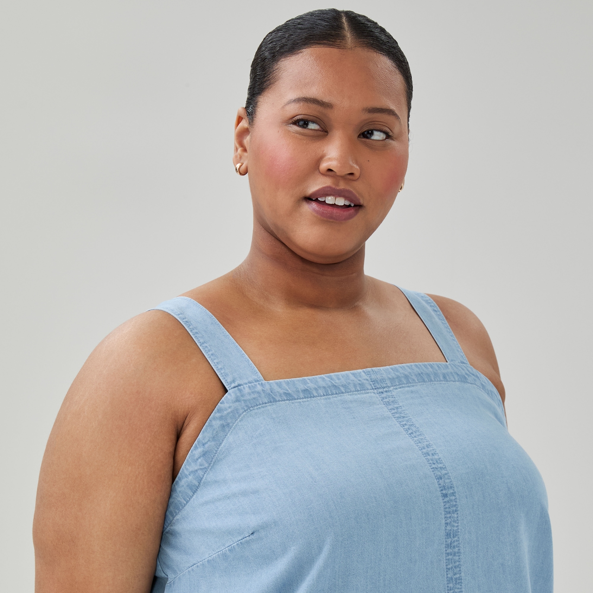 Women+ Chambray Square Neck Tank in Light Wash from Joe Fresh