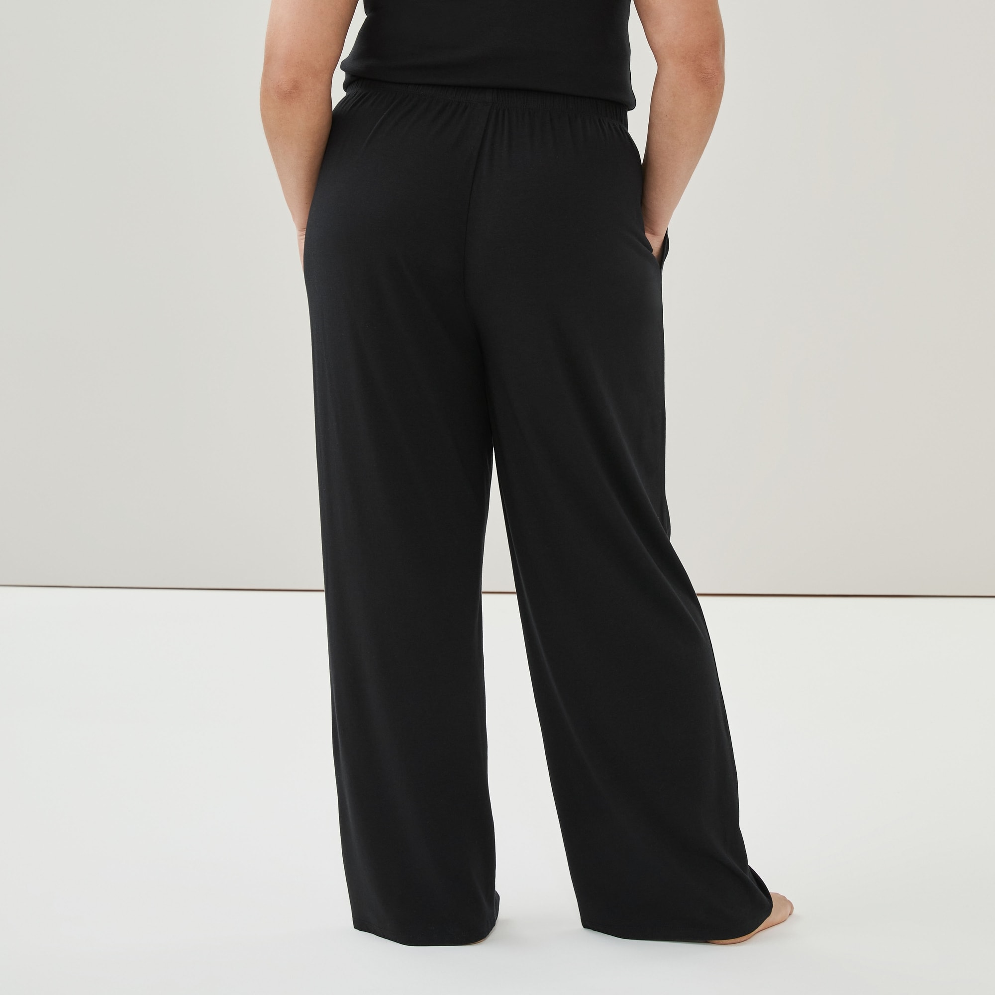 Women+ Soft Stretch Sleep Pant