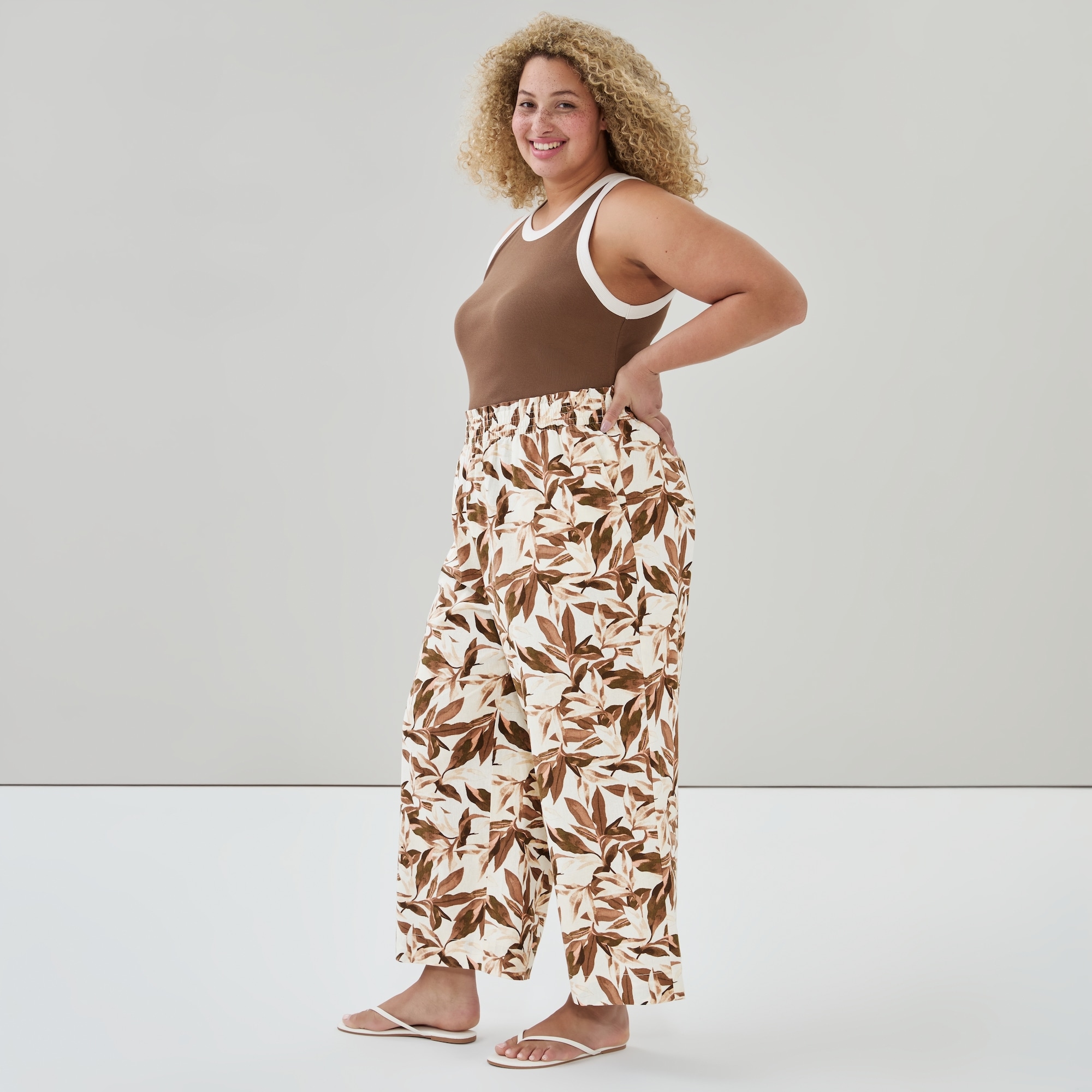 Women+ Linen Cotton Printed Wide Leg Pant in Light Brown from Joe