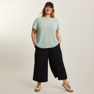 Joe Fresh T-shirt sport sablé Femmes+ 1 ea, 20,00 $/1ch