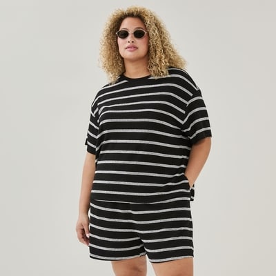 Women+ Striped Oversized T-Shirt  - Black