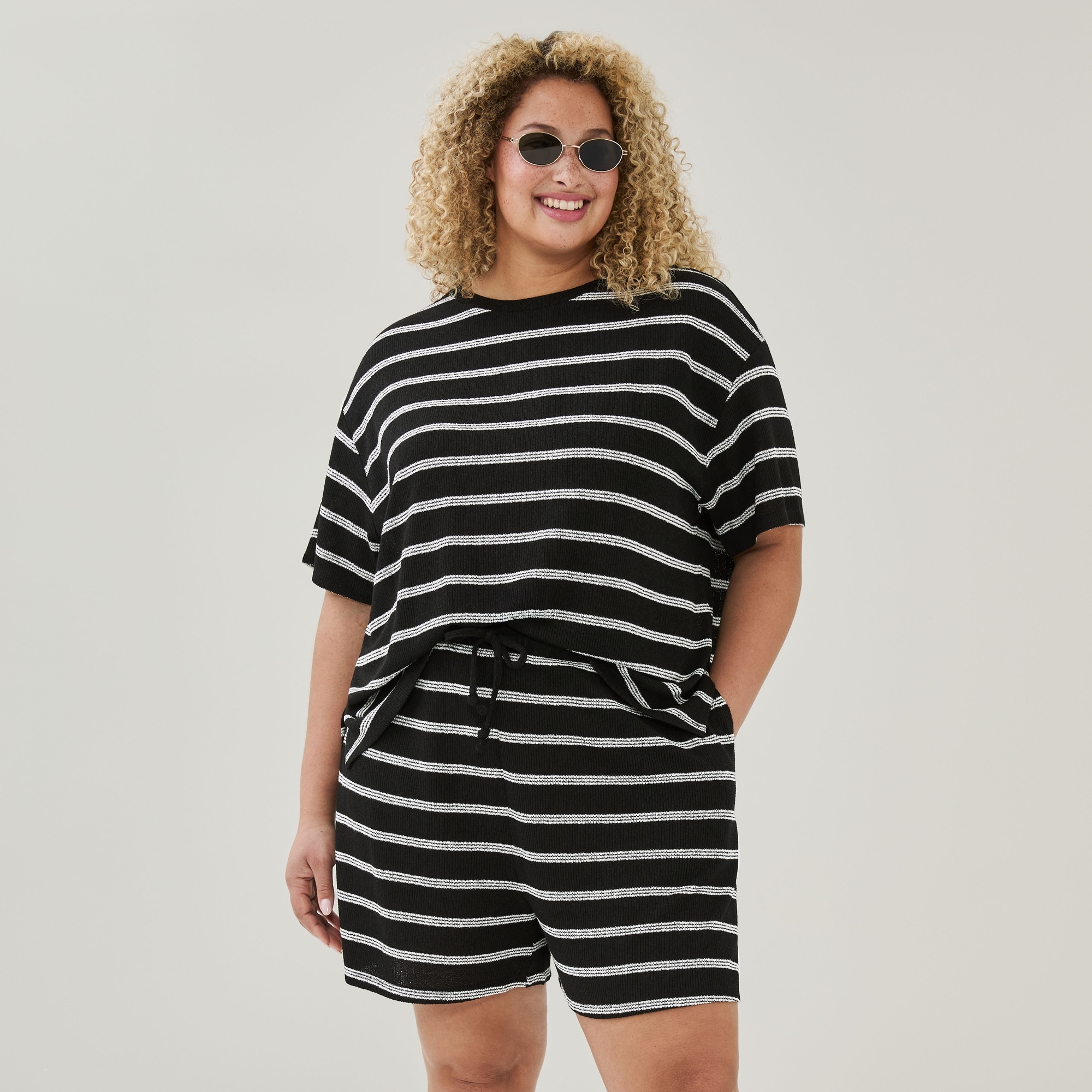 Women+ Striped Pull-On Short