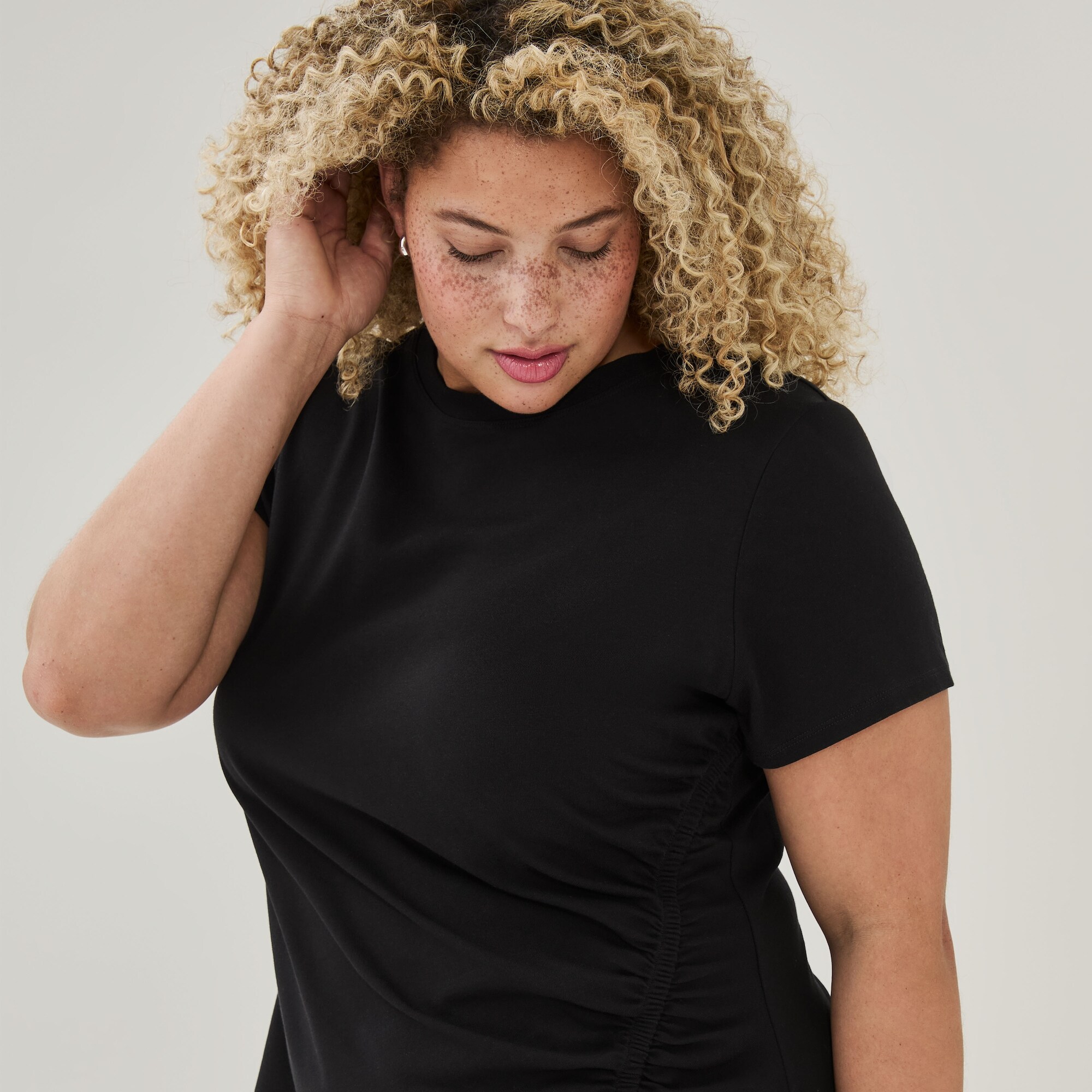 Women+ Side Ruched T-Shirt Dress