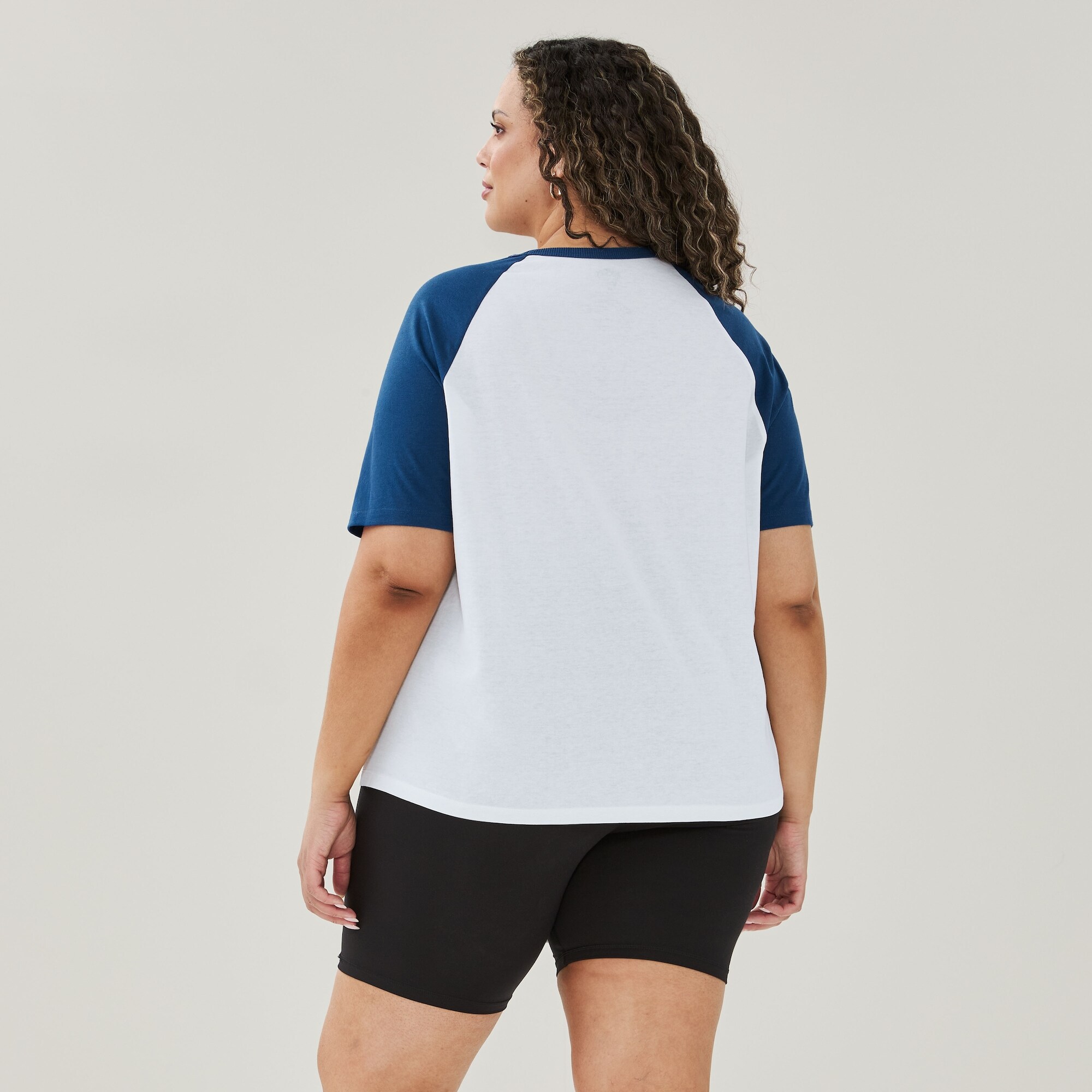 T-shirt rétro Mickey&nbsp;Mouse de Disney Femmes+