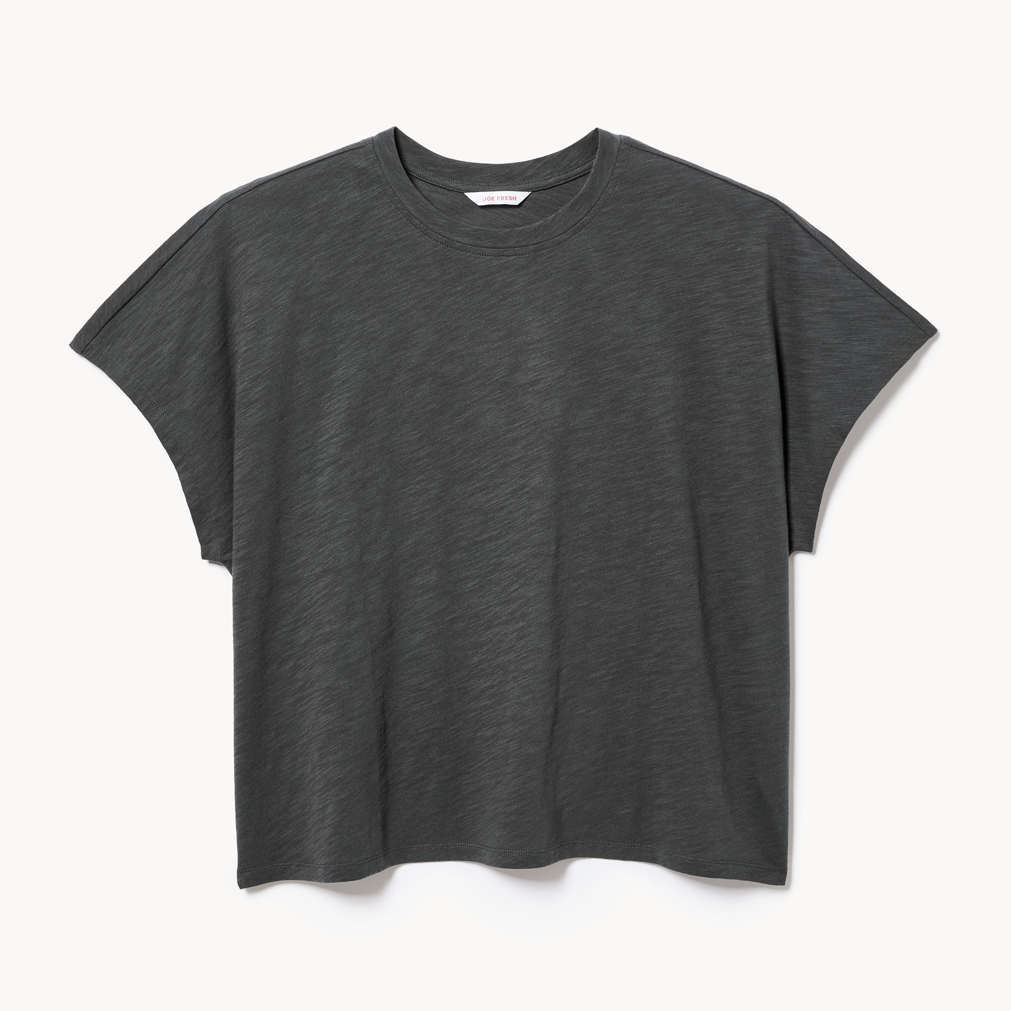 T-shirt délavé à manches chauve-souris Femmes+ in Onyx from Joe Fresh T-shirt délavé à manches chauve-souris Femmes+ in Onyx from Joe Fresh