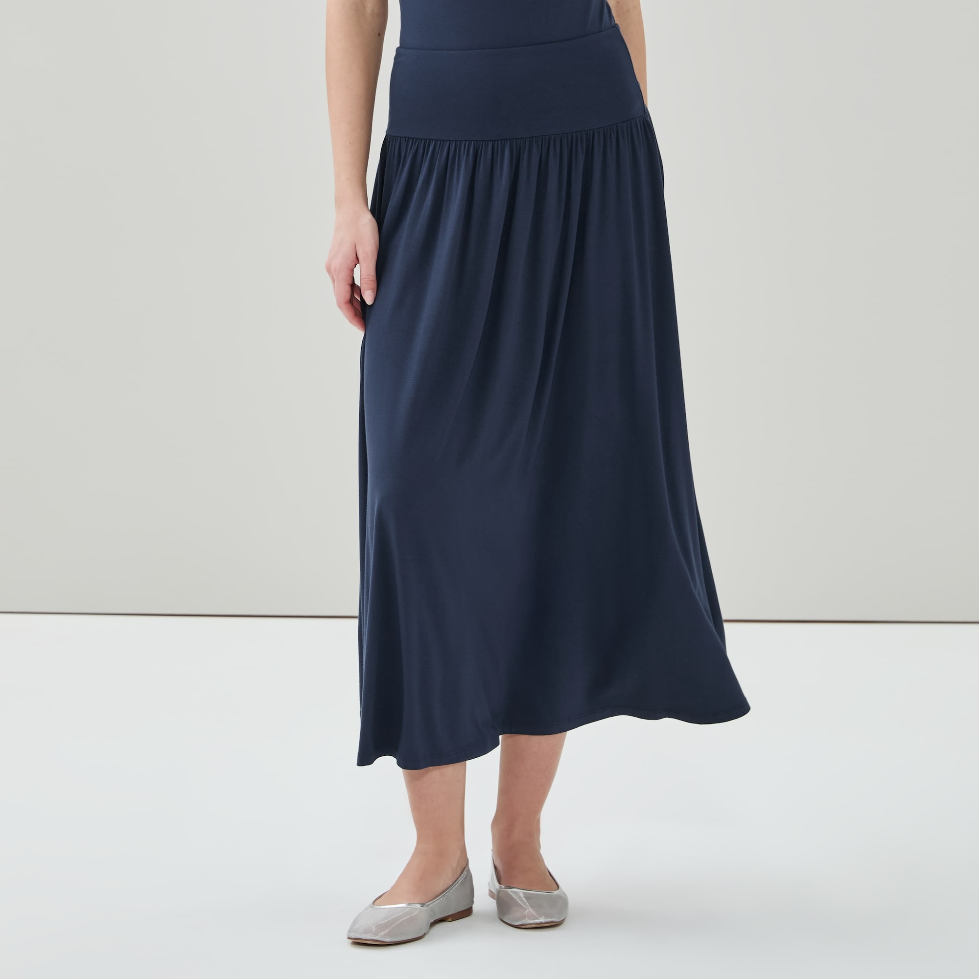 sachin and babi light blue dress Emberly Navy Draped Asymmetric-Neck Maxi Dress With Drop-Waist – Club L  London main image 0