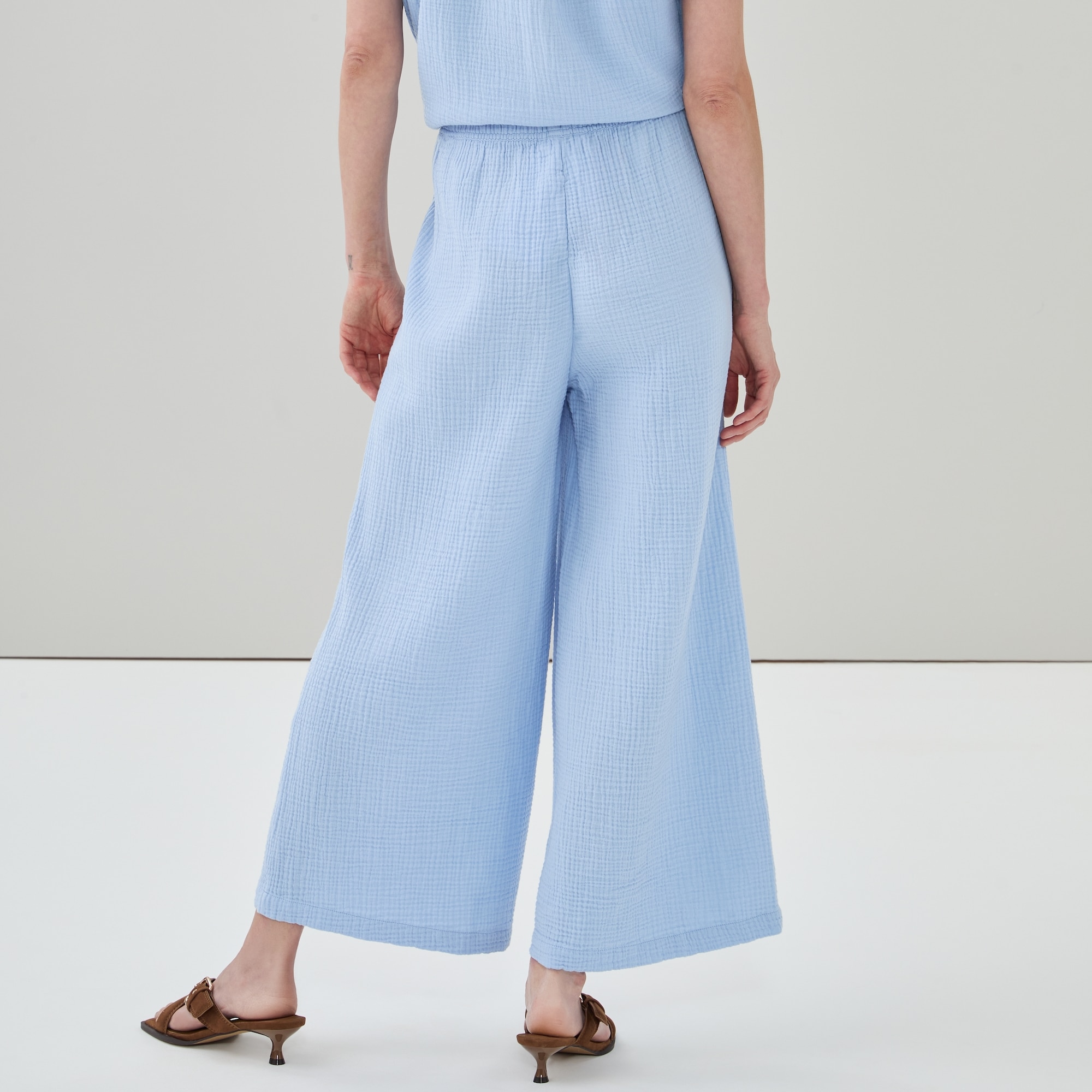 Pantalon sans attache en gaze in Bleu Pâle from Joe Fresh