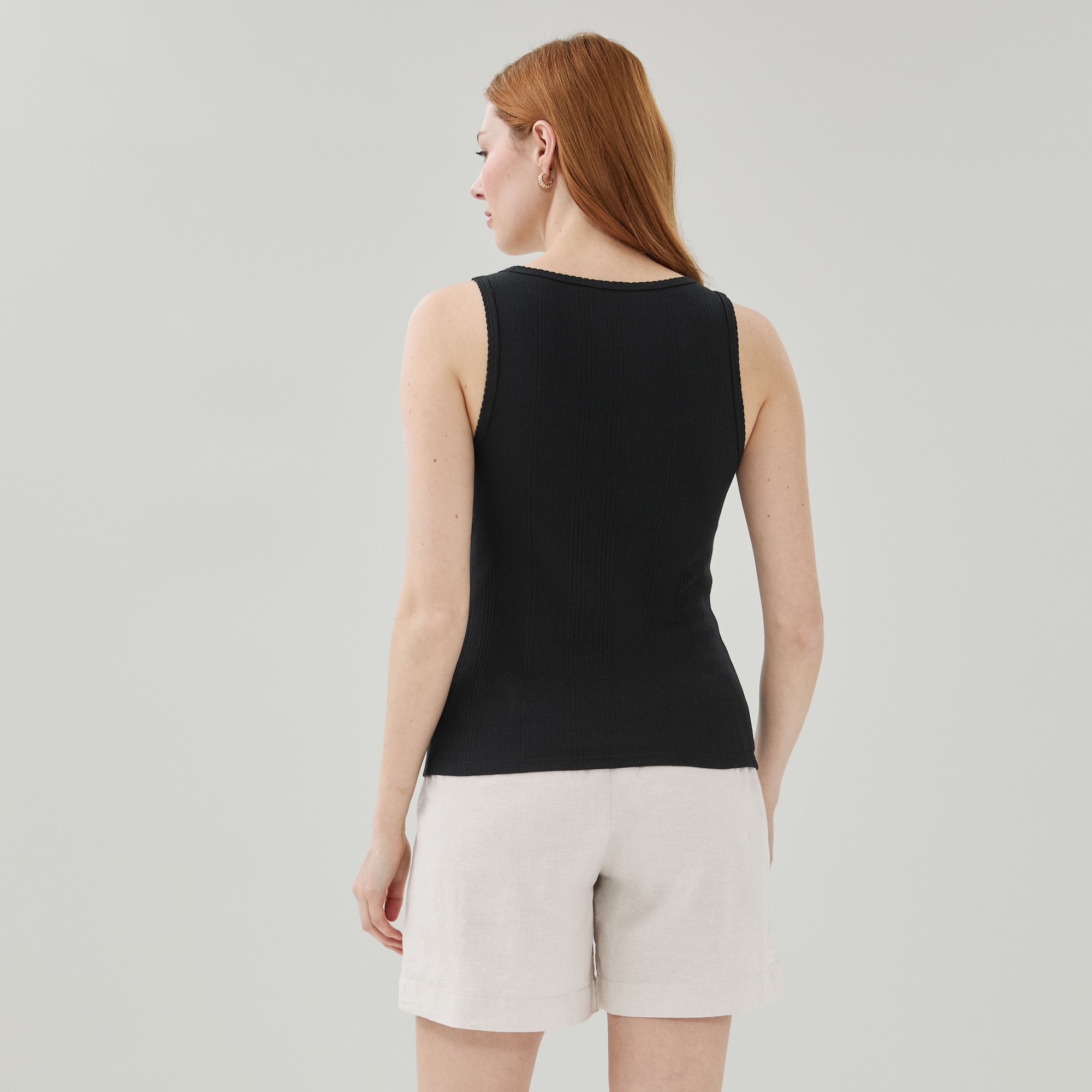 Cami côtelée in Noir JF from Joe Fresh
