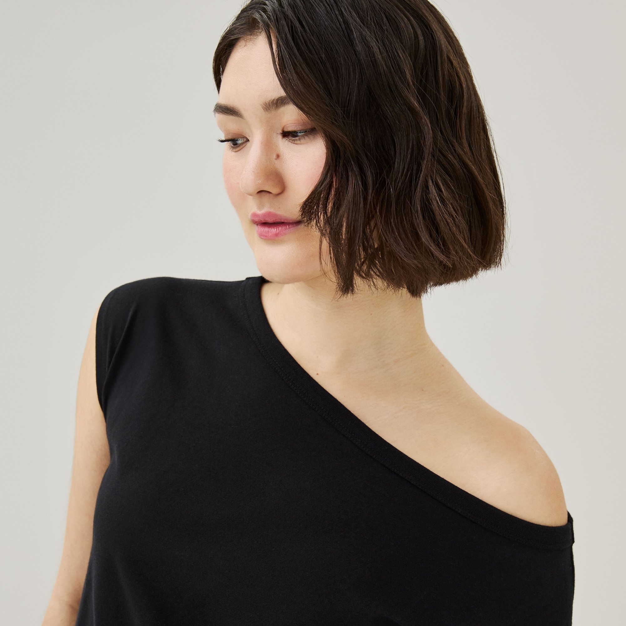 Relaxed Off Shoulder T-Shirt in JF Black from Joe Fresh