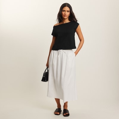 Relaxed Off Shoulder T-Shirt - JF Black