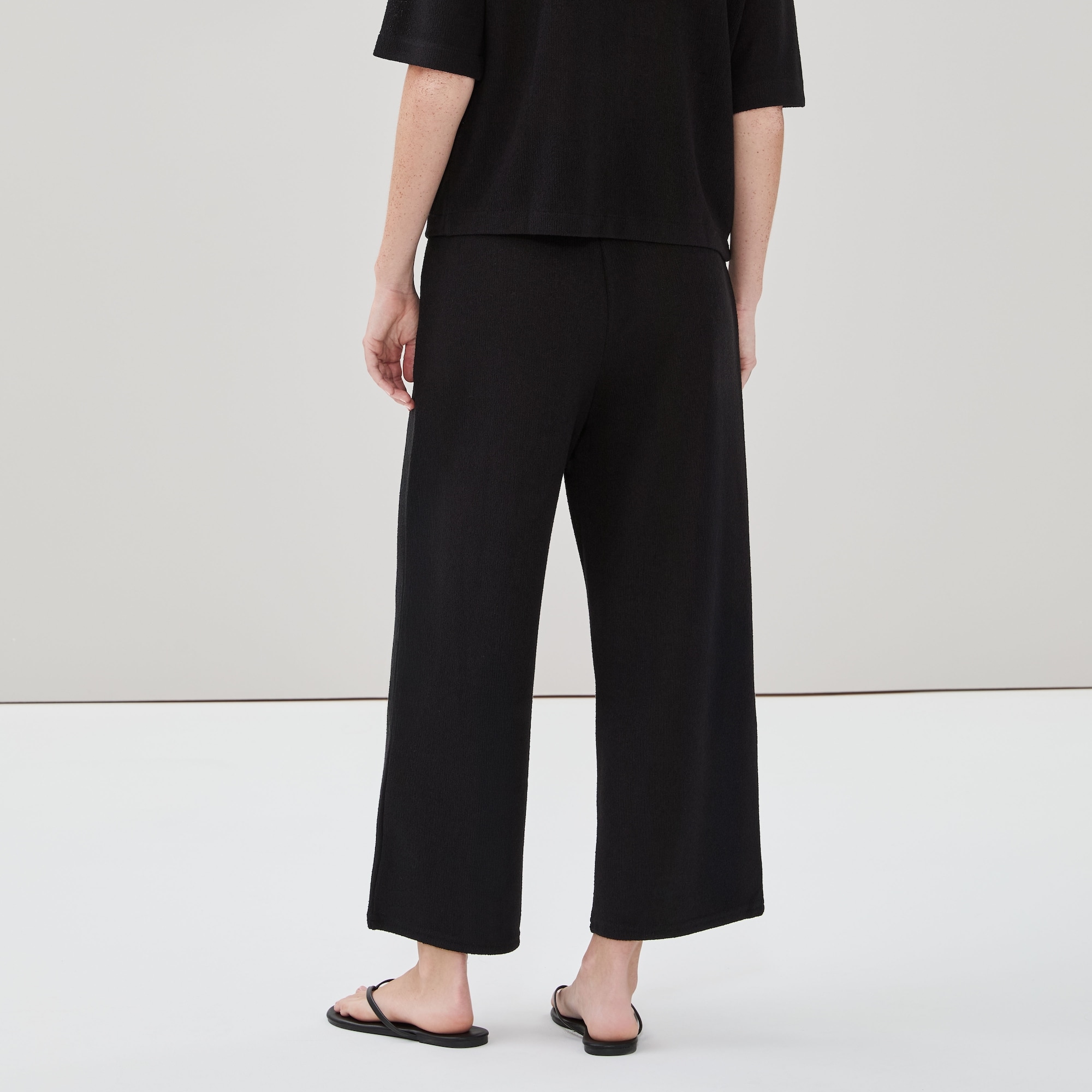 Cropped Pull-On Pant in JF Black from Joe Fresh