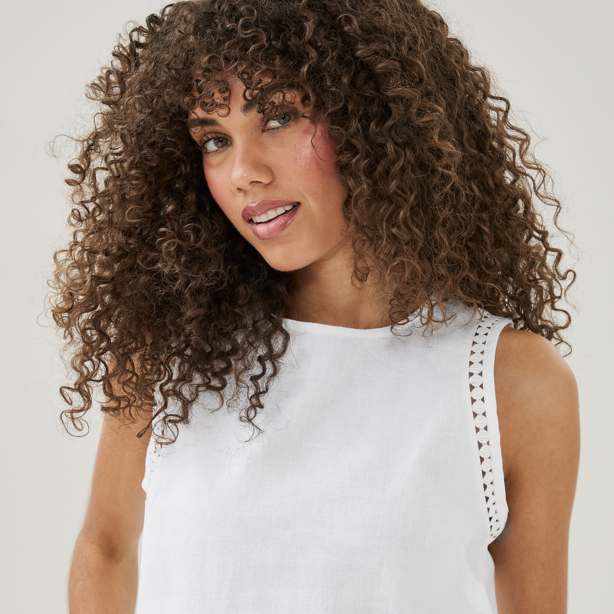Linen Cotton Tank in Bright White from Joe Fresh