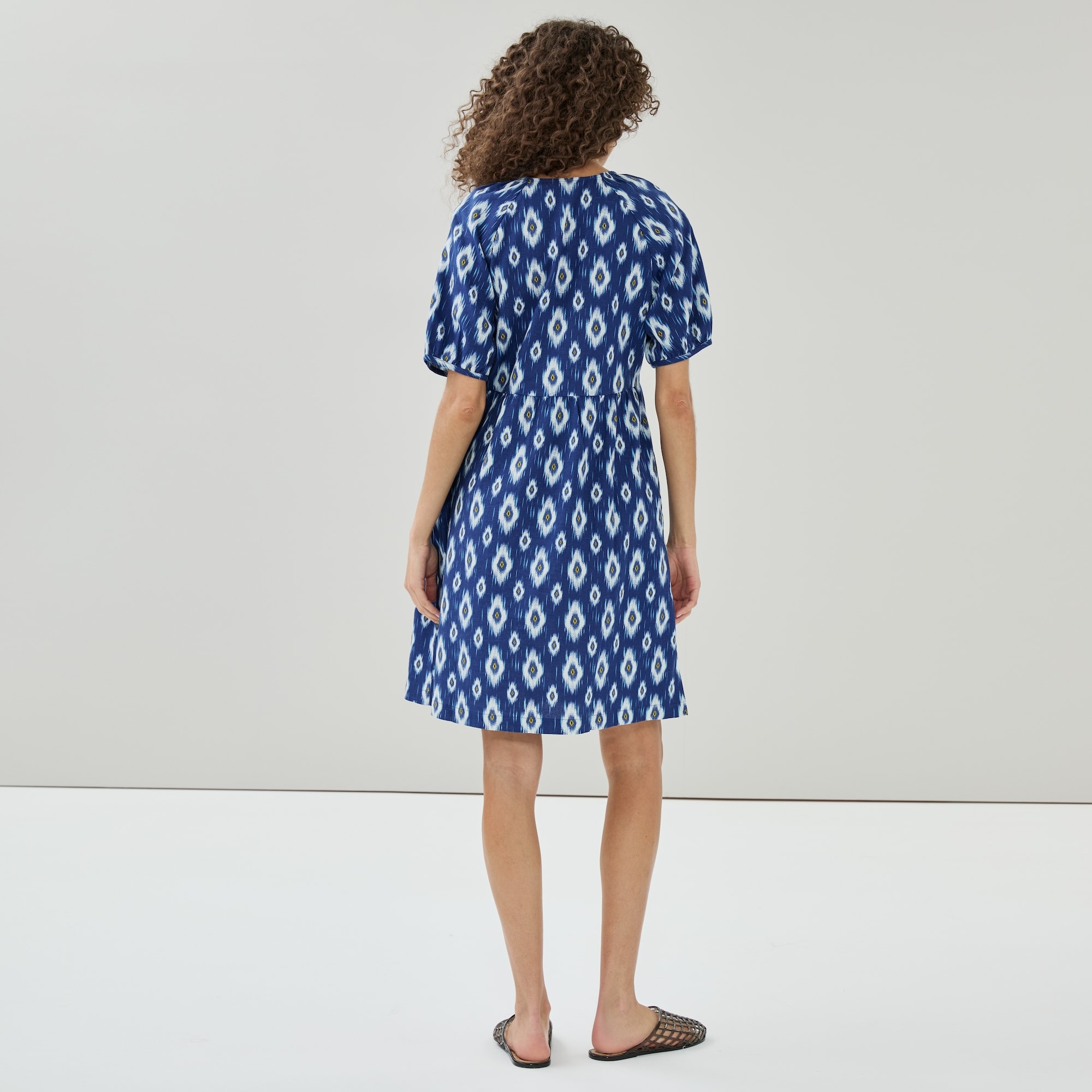 Linen Blend Puff Sleeve Dress in Navy from Joe Fresh Linen Blend Puff Sleeve Dress in Navy from Joe Fresh
