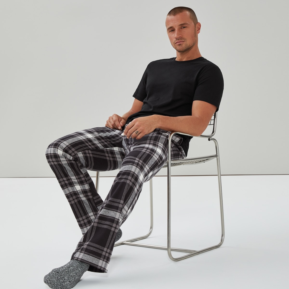 Ens. pyjama avec pantalon en flanelle pour hommes - Noir