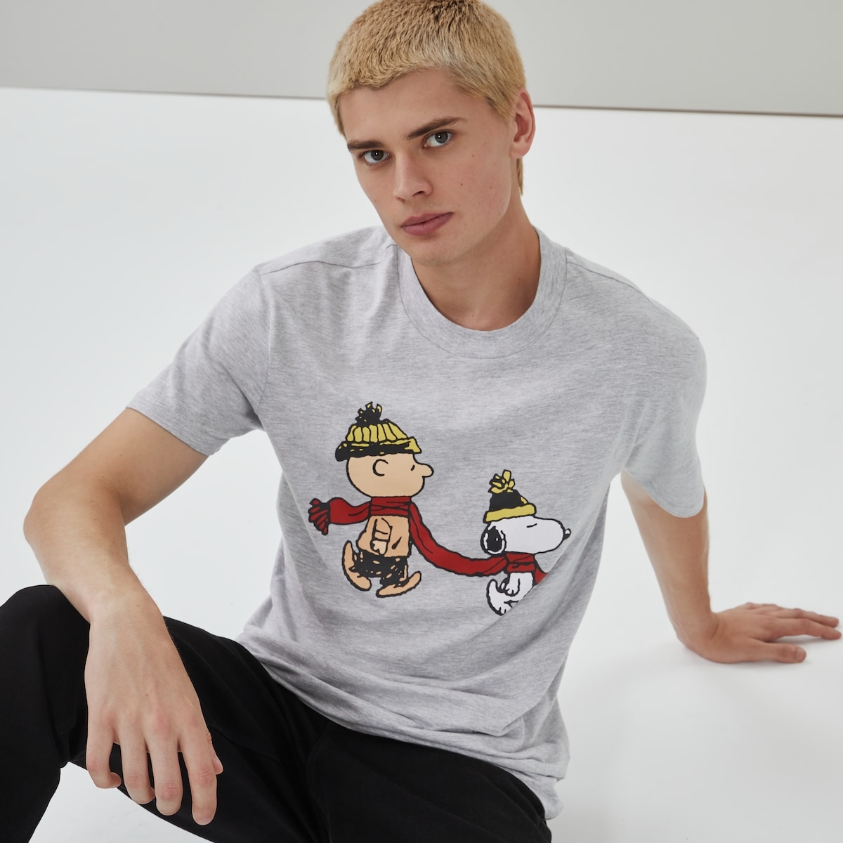 T-shirt festif Snoopy de Peanuts pour hommes - Mlange De Gris Ple