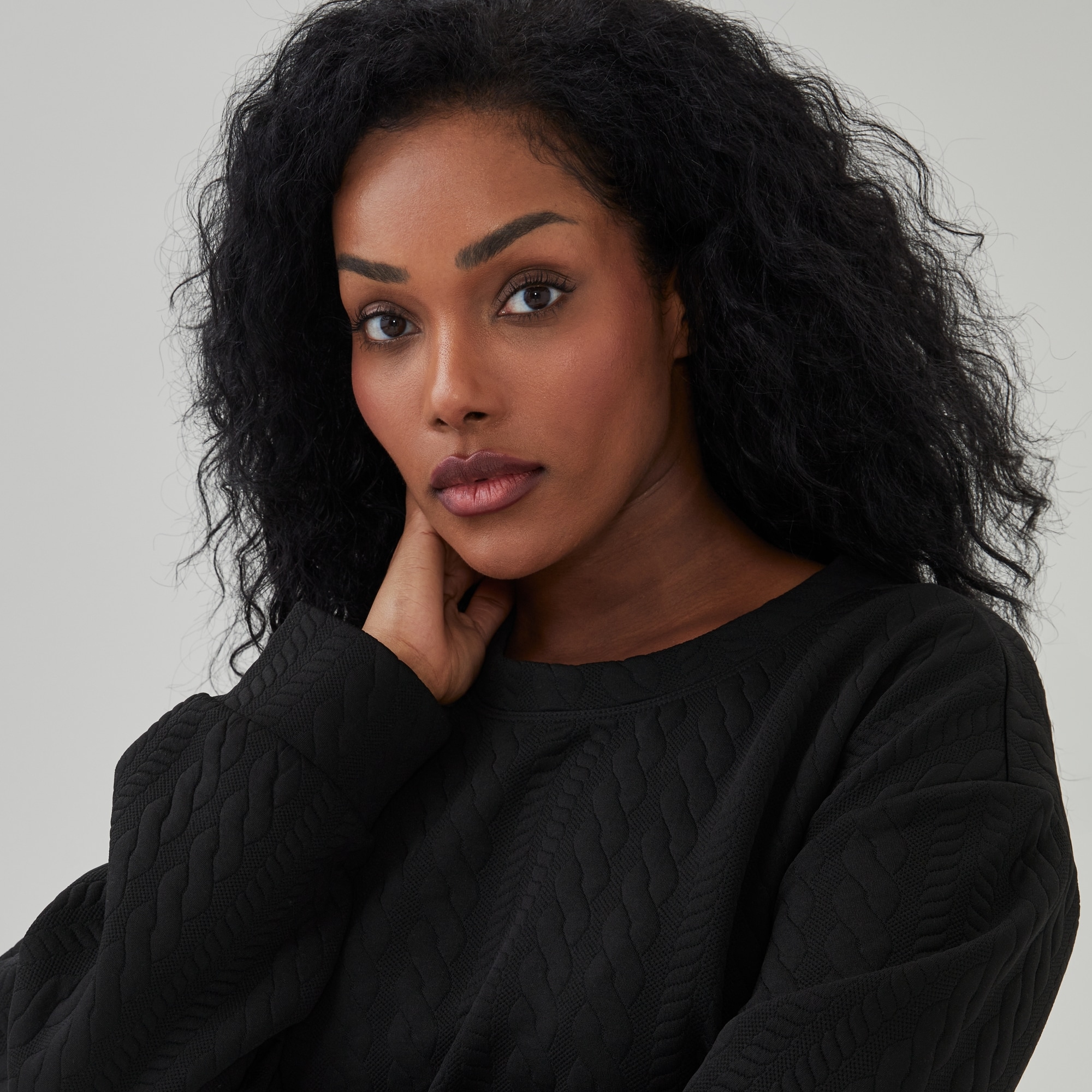 Women+ Active Quilted Sweatshirt in Black from Joe Fresh