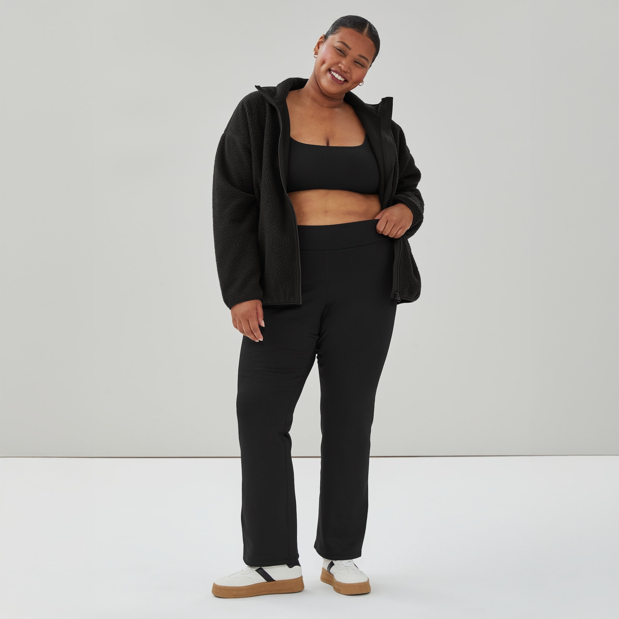 Women+ Active Fleece Straight Pant in Black from Joe Fresh