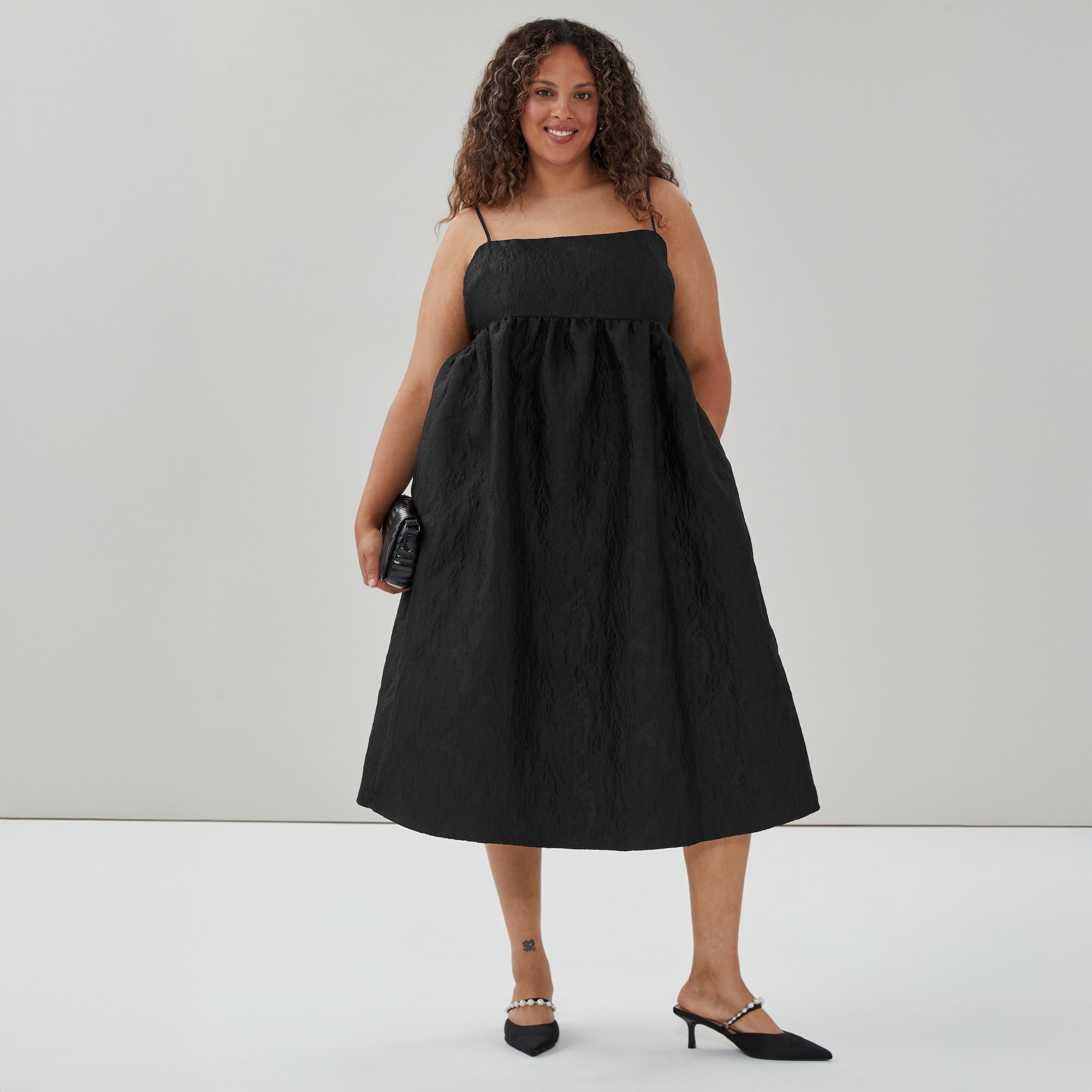Women+ Jacquard Midi Dress in JF Black from Joe Fresh