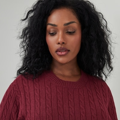 Women+ Cable Knit Pullover - Dark Red