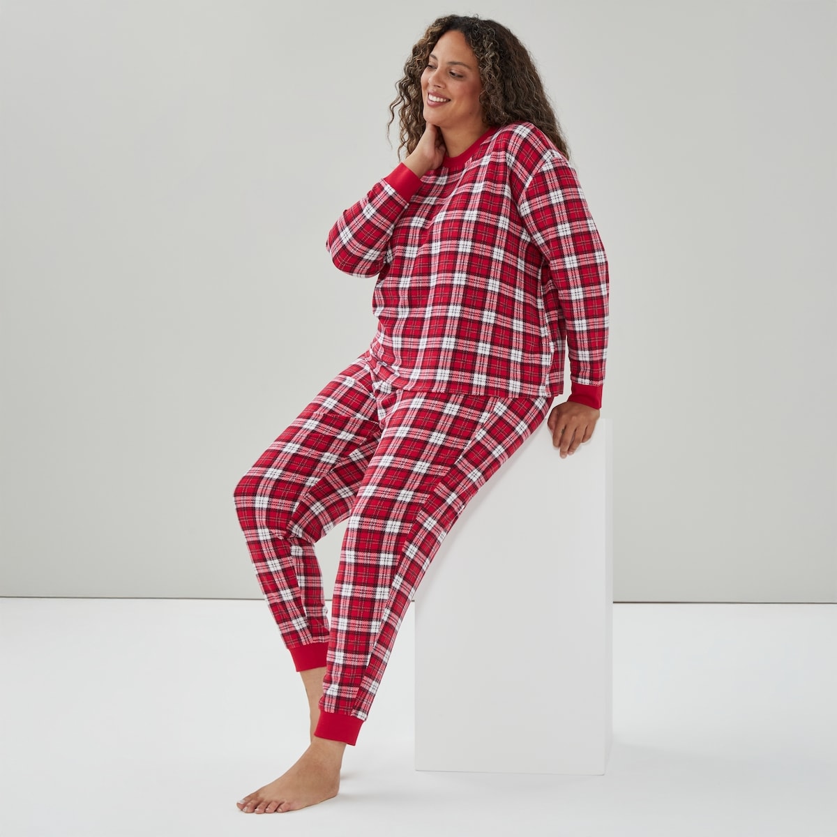 Women+ Holiday Fleece Sleep Set - Red