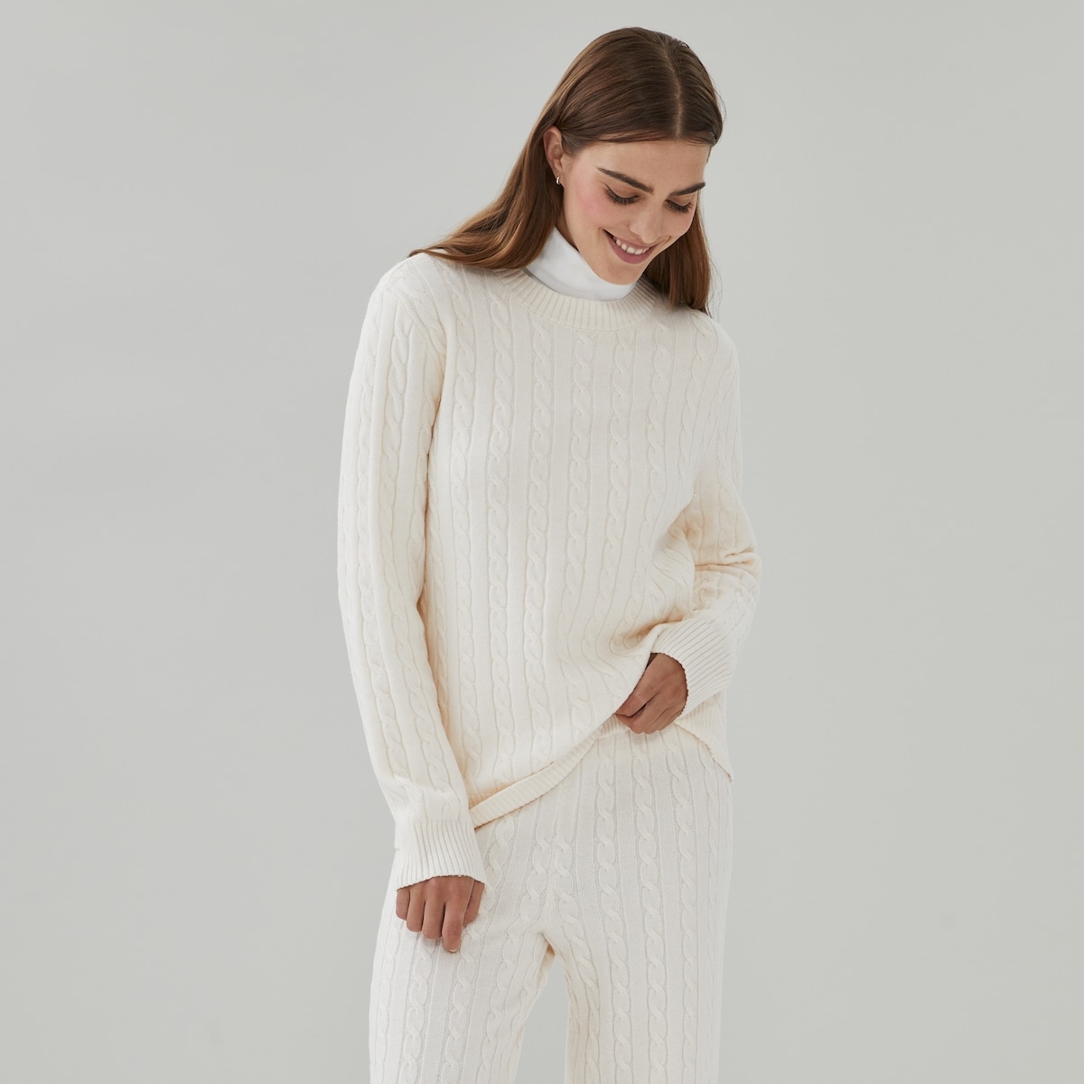 Cable Knit Pullover - Off White