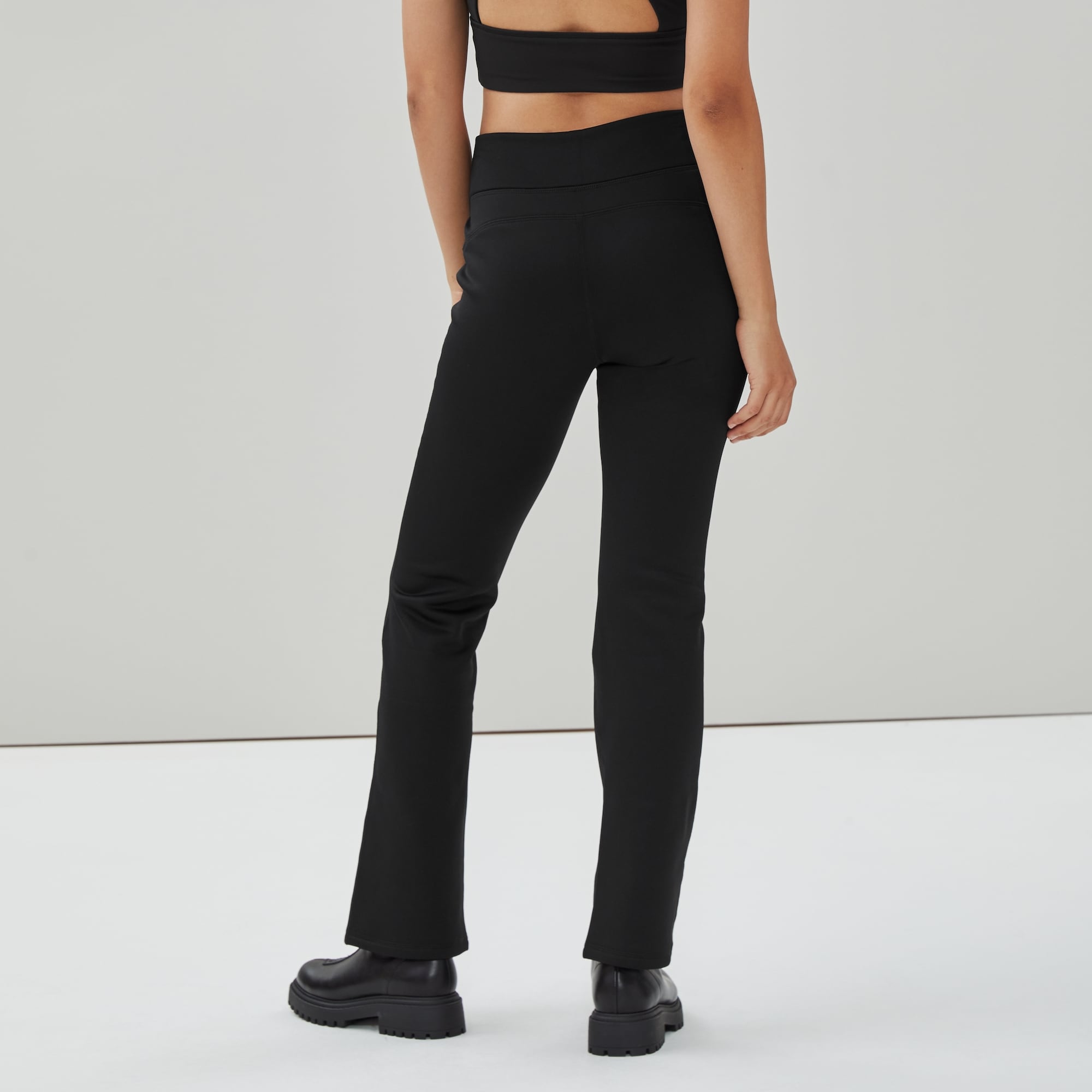 Women+ Active Fleece Straight Pant in Black from Joe Fresh