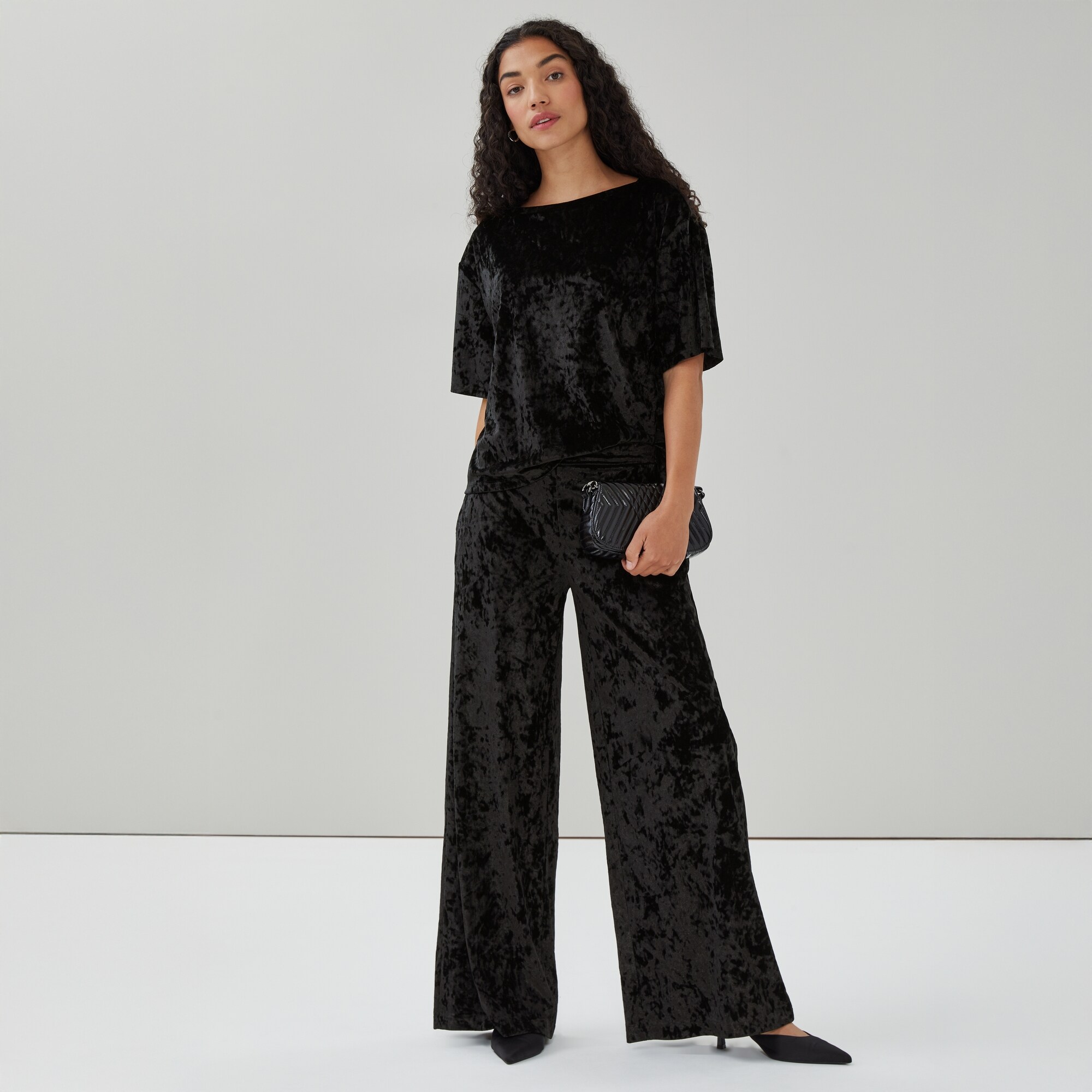 Crushed Velvet Wide Leg Pant in JF Black from Joe Fresh