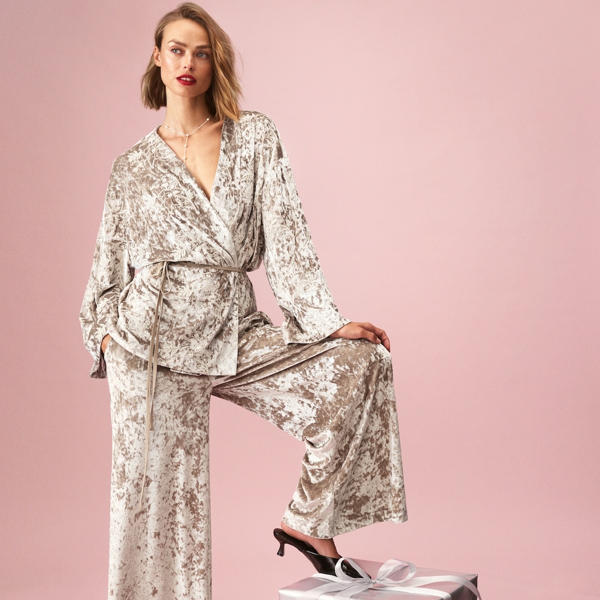 Crushed Velvet Wide Leg Pant - Taupe