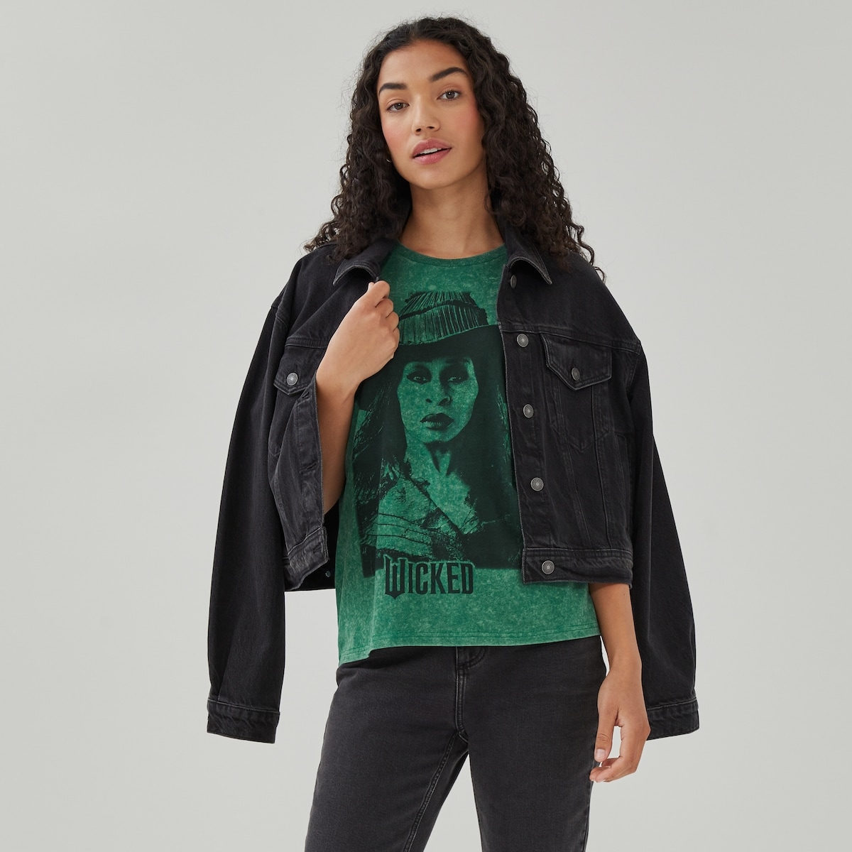 Joe Fresh Wicked Elphaba Relaxed Graphic T-Shirt 1 ea, $25.00/1ea