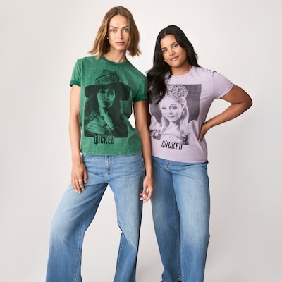 Joe Fresh T-shirt à coupe décontractée Glinda de Wicked 1 ea, 25,00 $/1ch