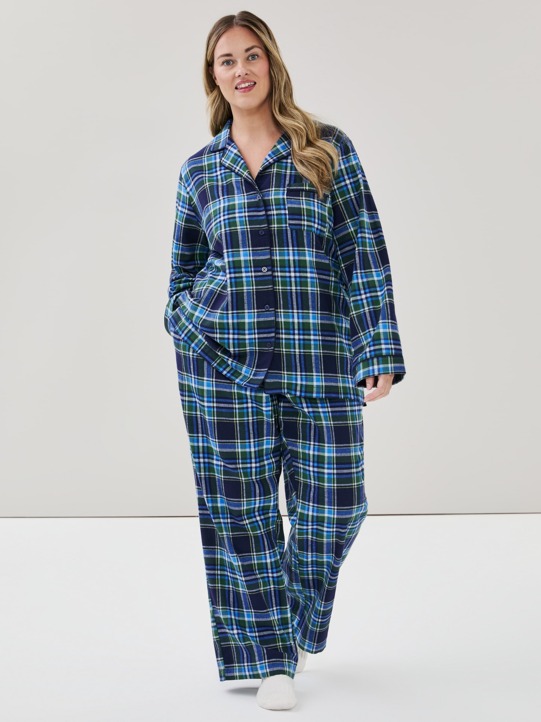 Women+ Flannel Sleep Set