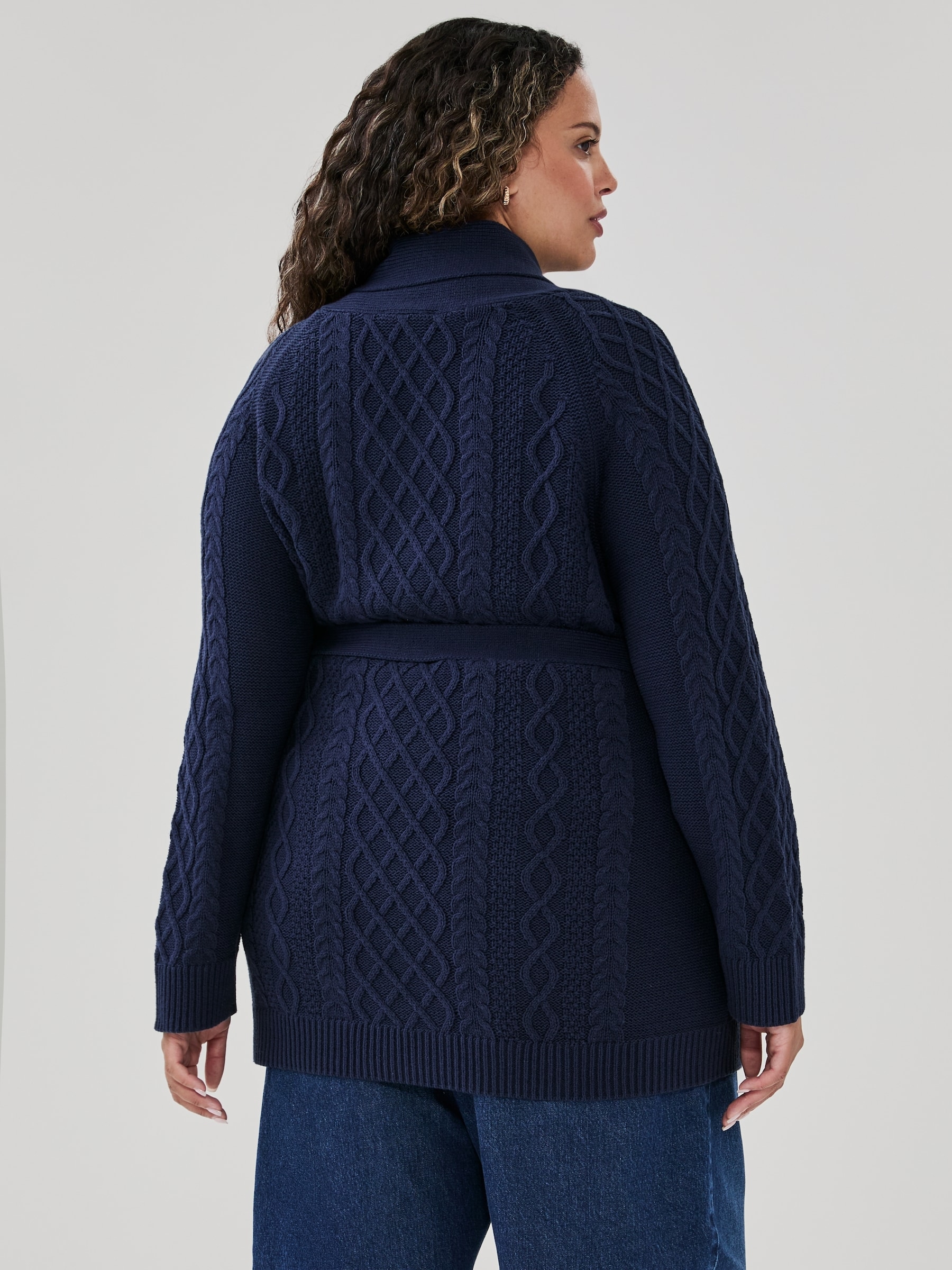 Cardigan à mailles torsadées Femmes+