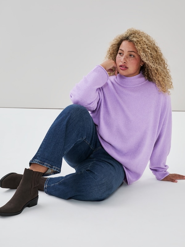 Women+ Mock Neck Sweater - Lilac