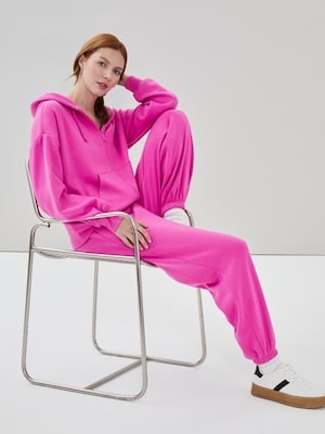 Active Fuzzy Fleece Jogger - Bright Pink