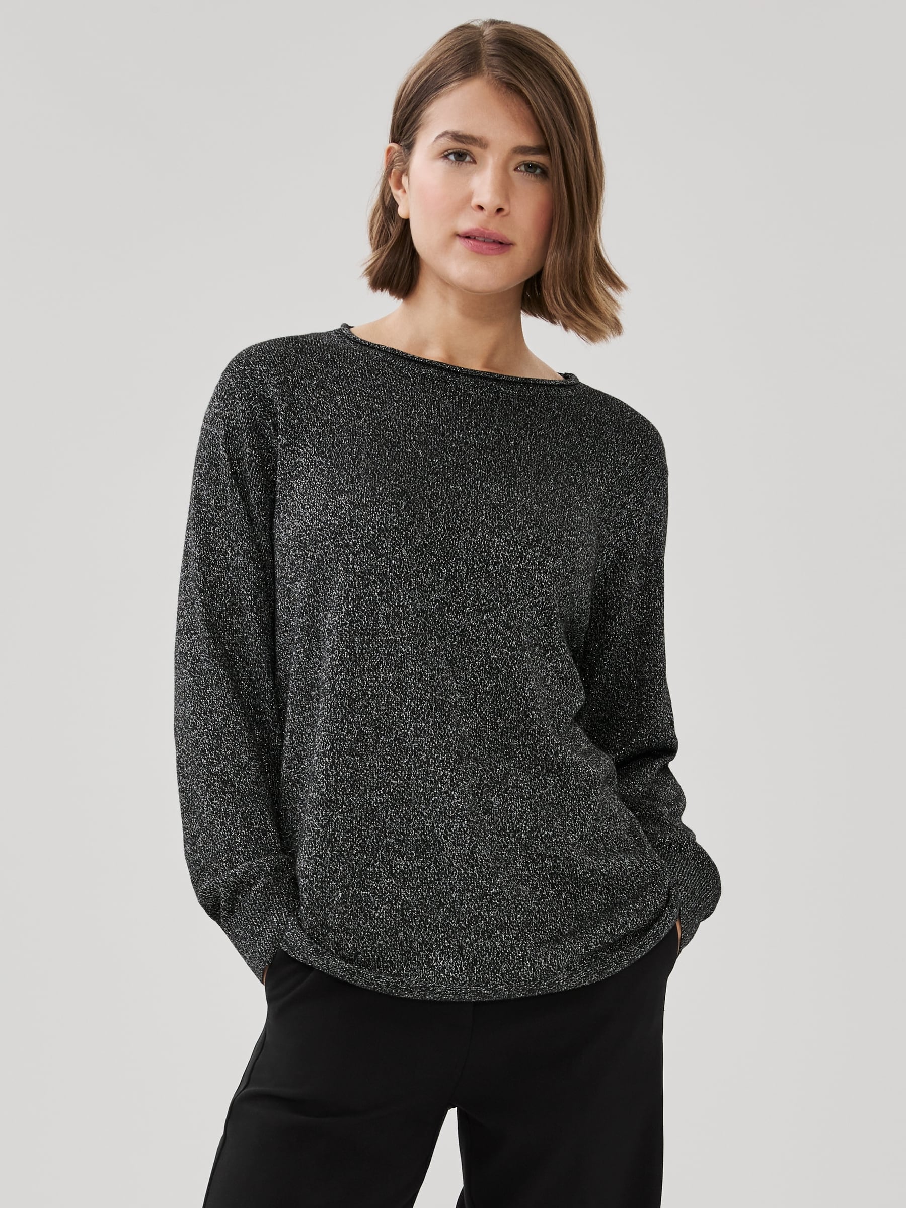 Chandail en tricot chatoyant