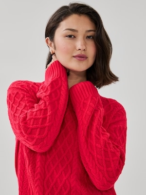 Cable Knit Sweater - Red