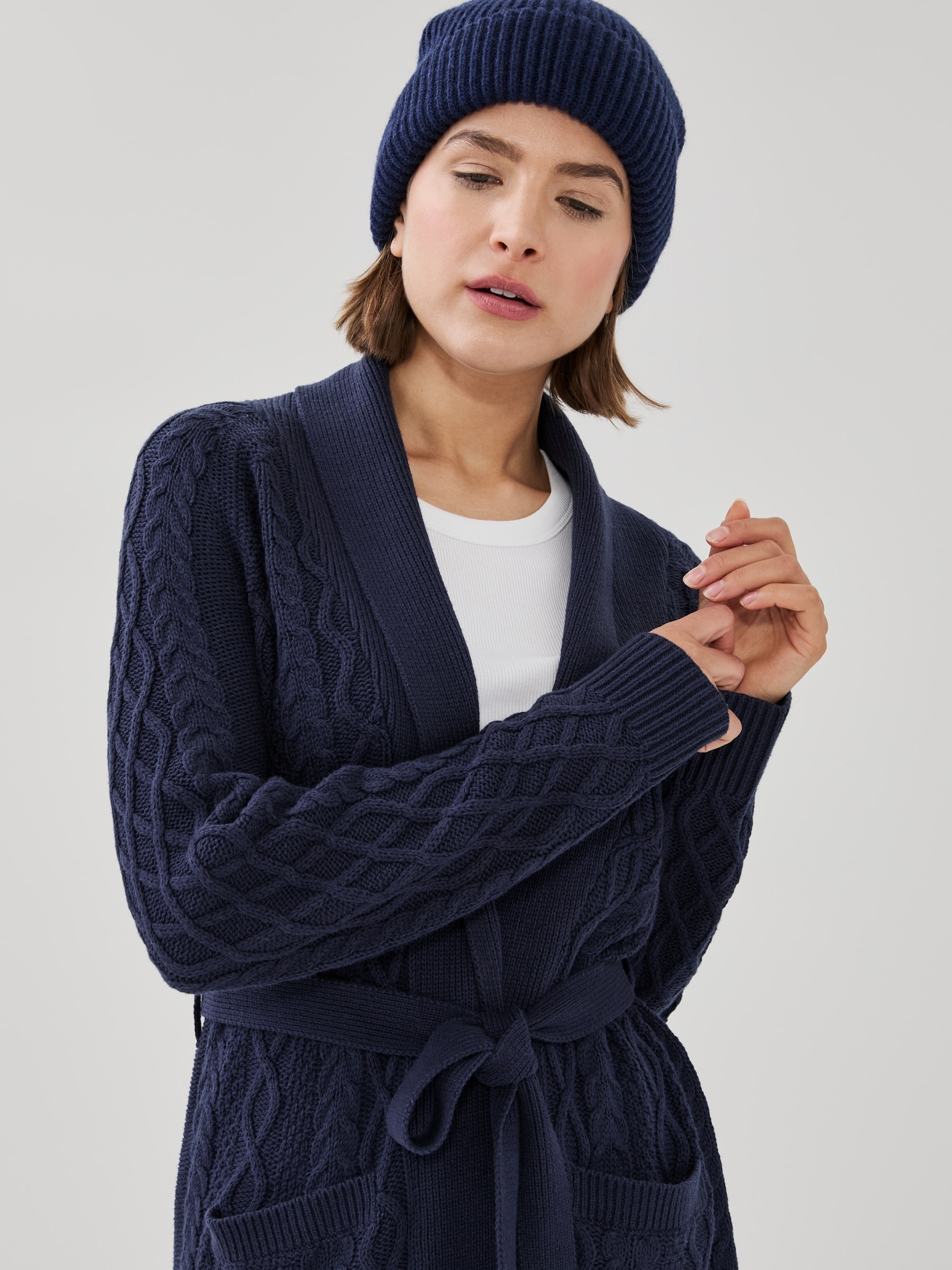 Cardigan à mailles torsadées