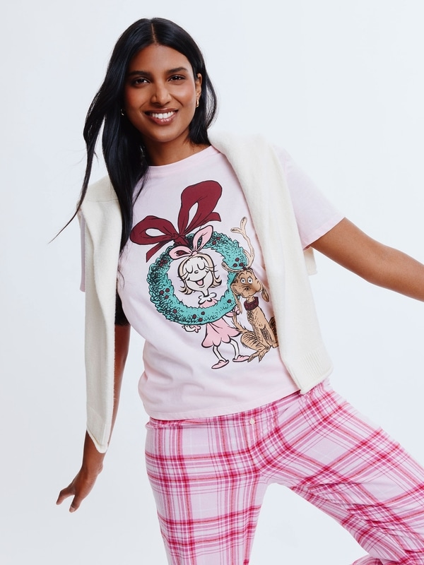 Grinch Cindy Lou Who T-Shirt - Pale Pink