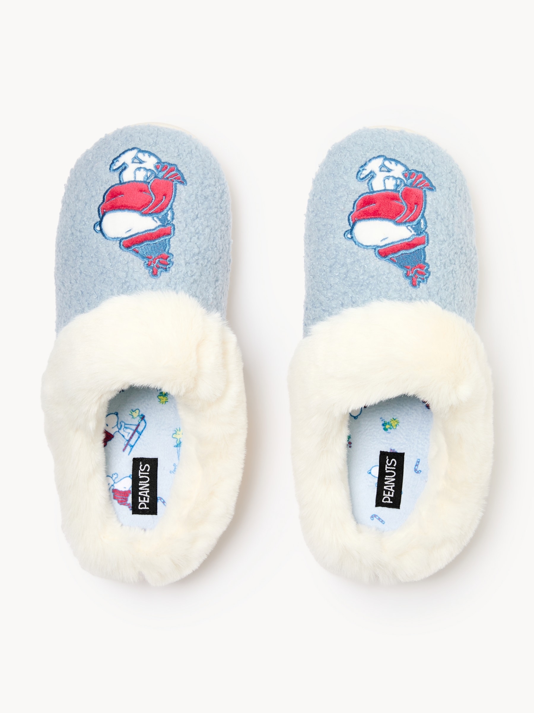 Peanuts Snoopy Festive Slippers