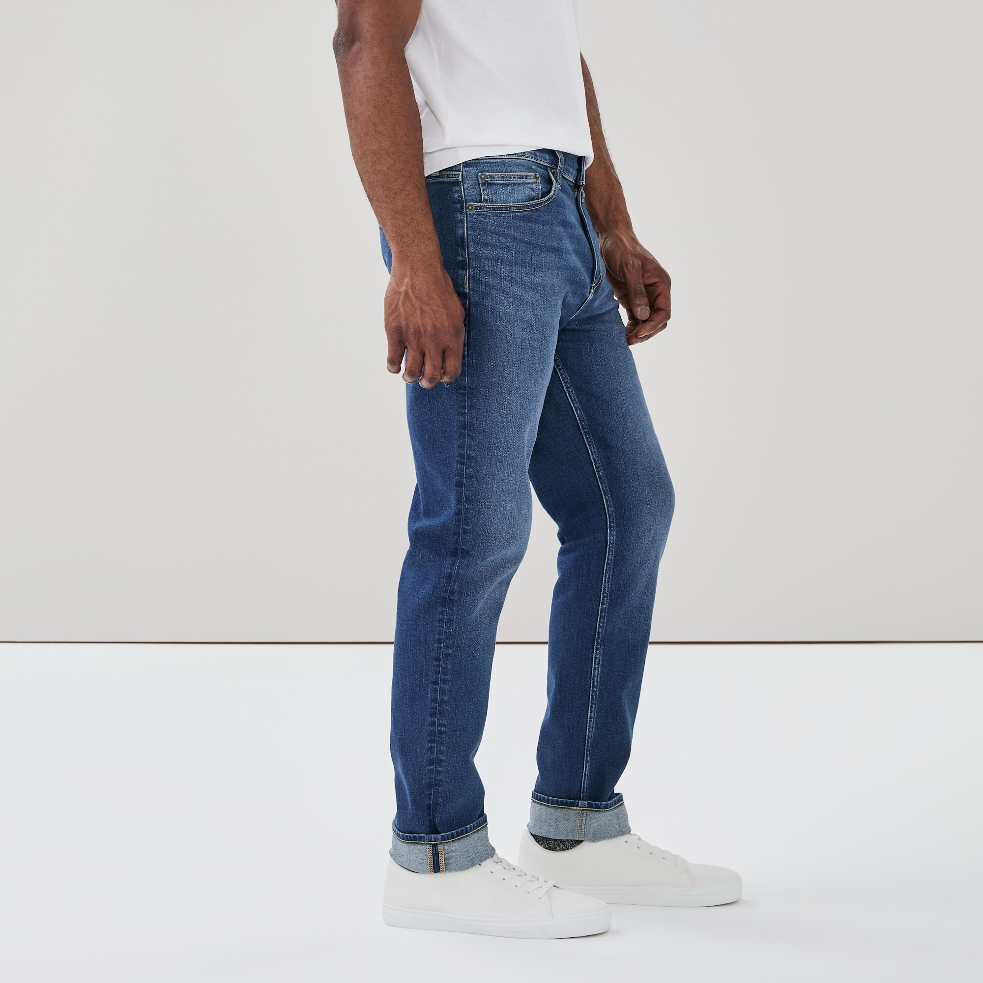 Men's Medium Wash Slim Fit Jean