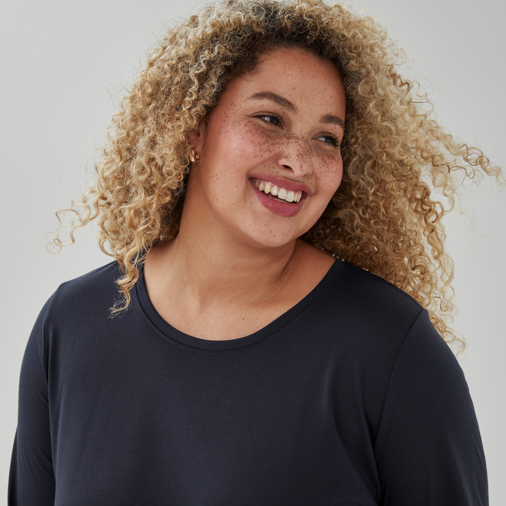 Women+ Relaxed Long Sleeve in JF Midnight Blue from Joe Fresh