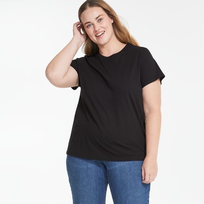 Joe Fresh T-shirt à col ras du cou Femmes+ 1 ea, 12,00 $/1ch