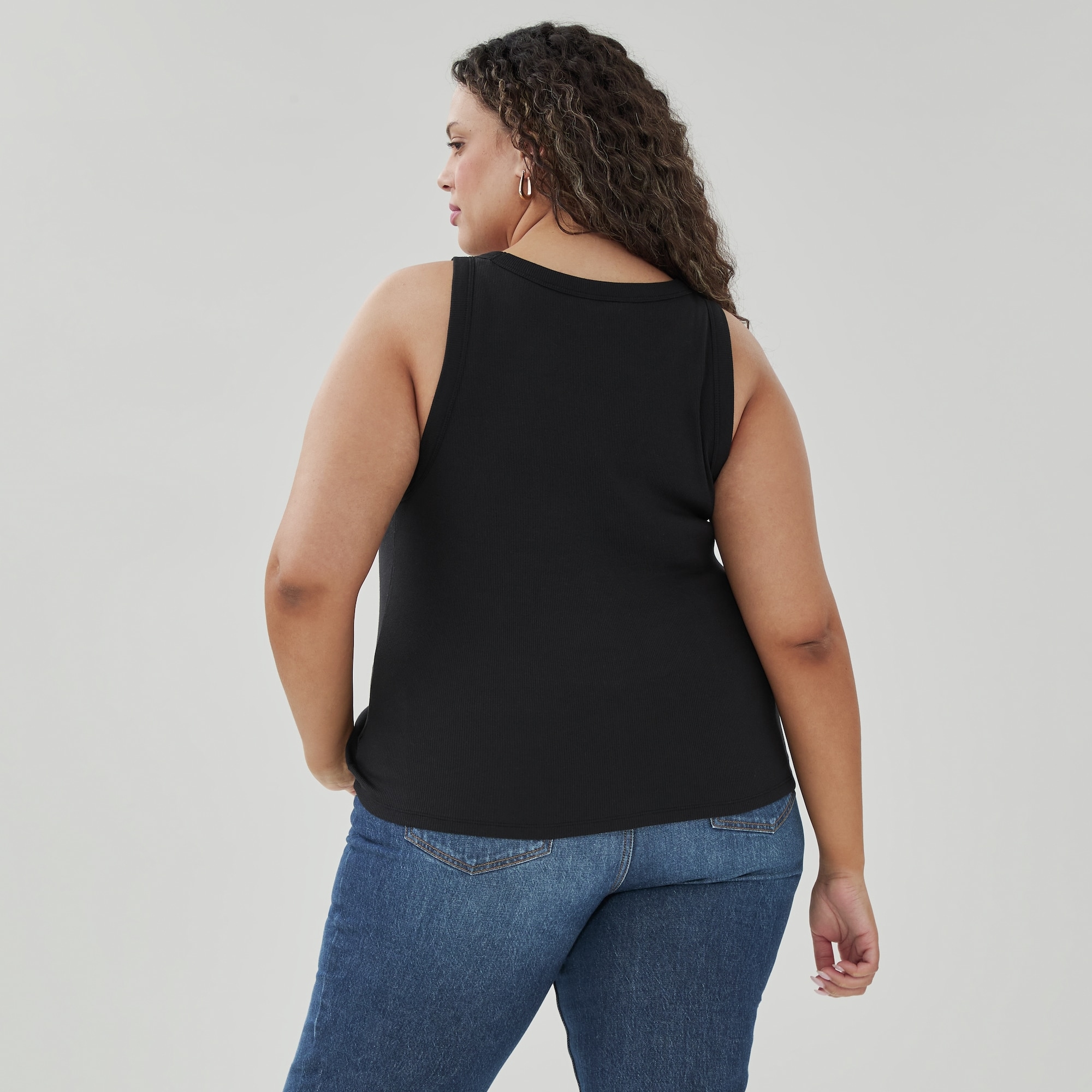 Cami en tricot côtelé Femmes+ in Noir JF from Joe Fresh