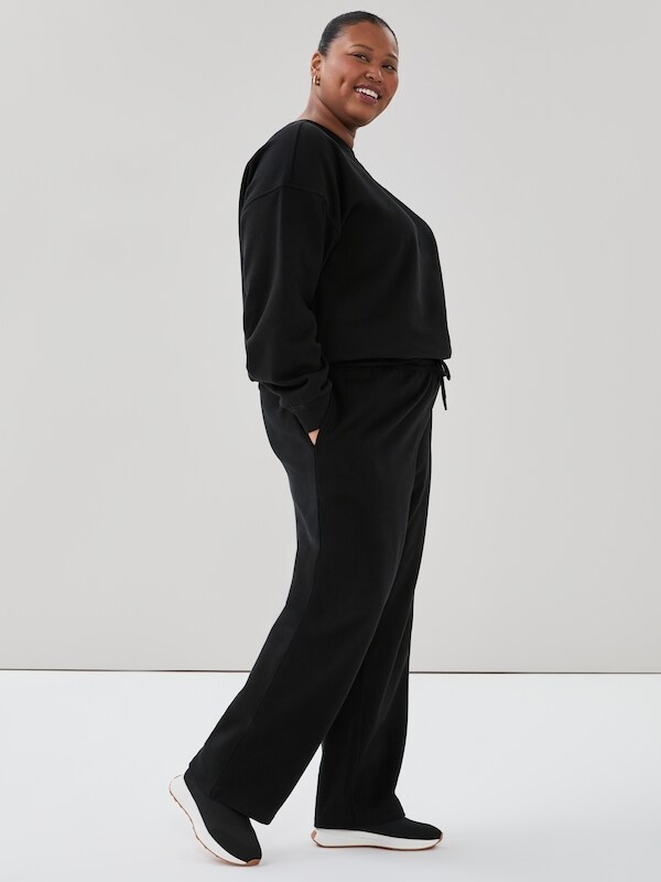 Joe Fresh Women+ Active CozyFleece Straight Leg Sweatpant 1 ea, $29.00/1ea