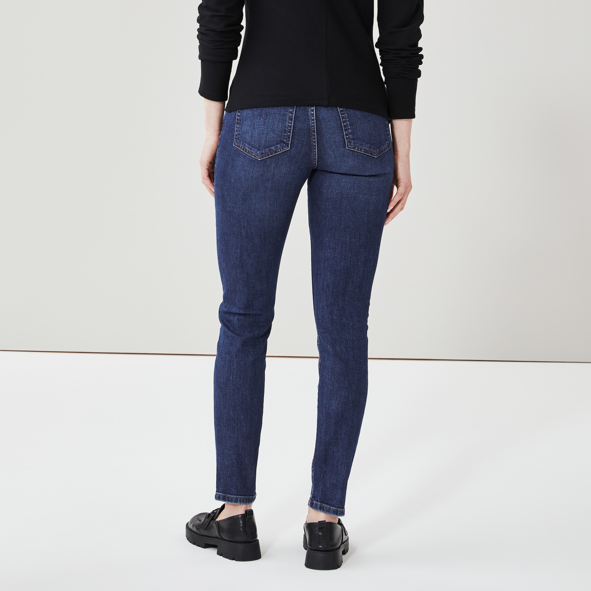 Jean très étroit long à taille mi-haute