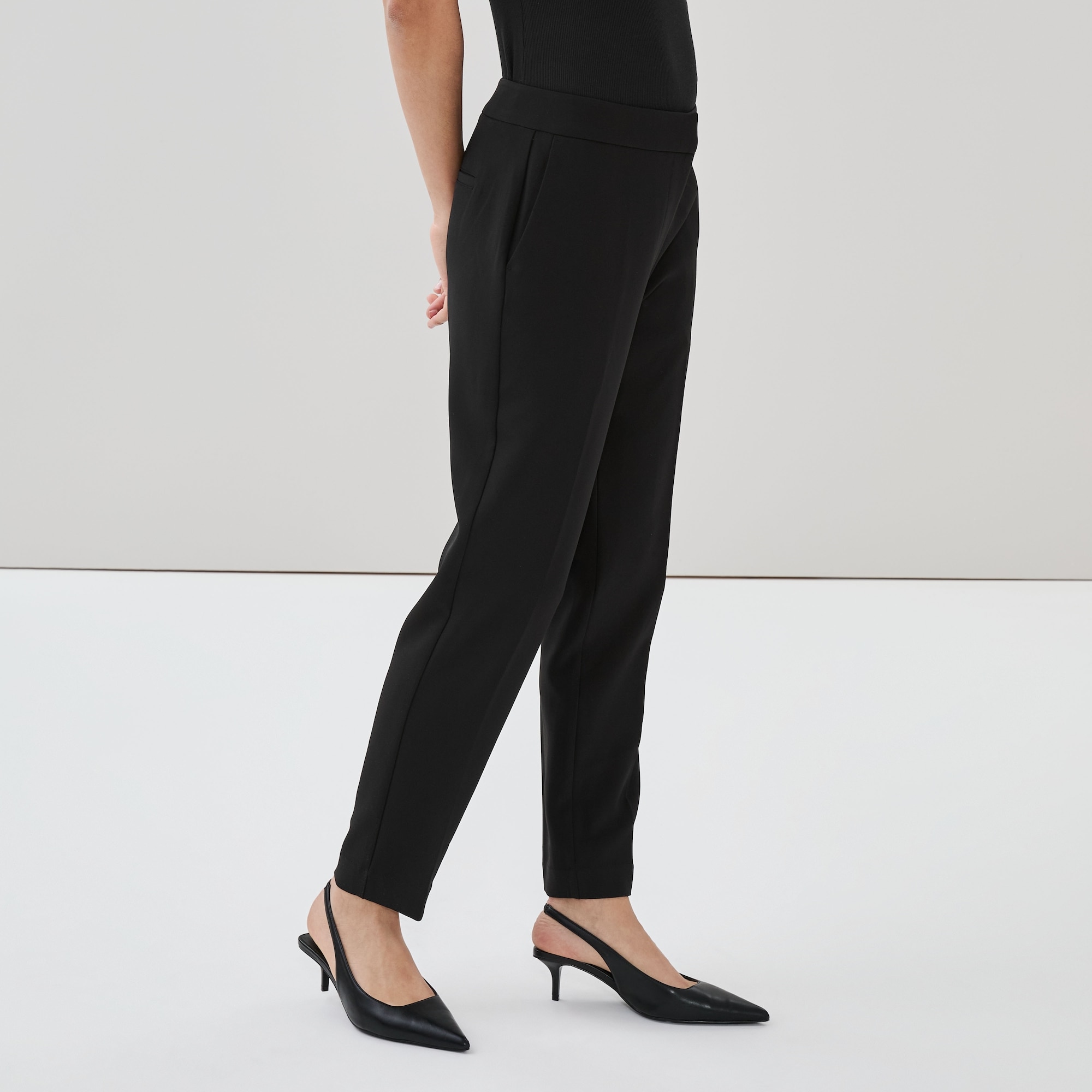 Pantalon à coupe ajustée