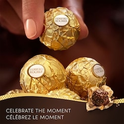 Ferrero Rocher Fine Hazelnut Chocolate Gift Box, 16 Individually
