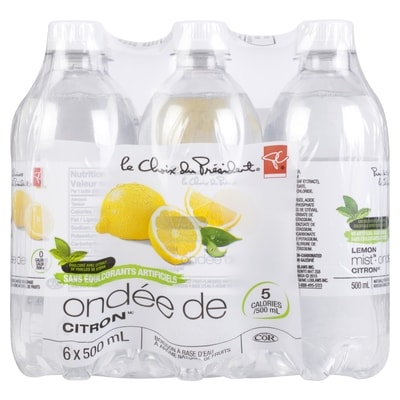 Boisson à base d'eau naturellement aromatisée aux fruits, ondée de citron